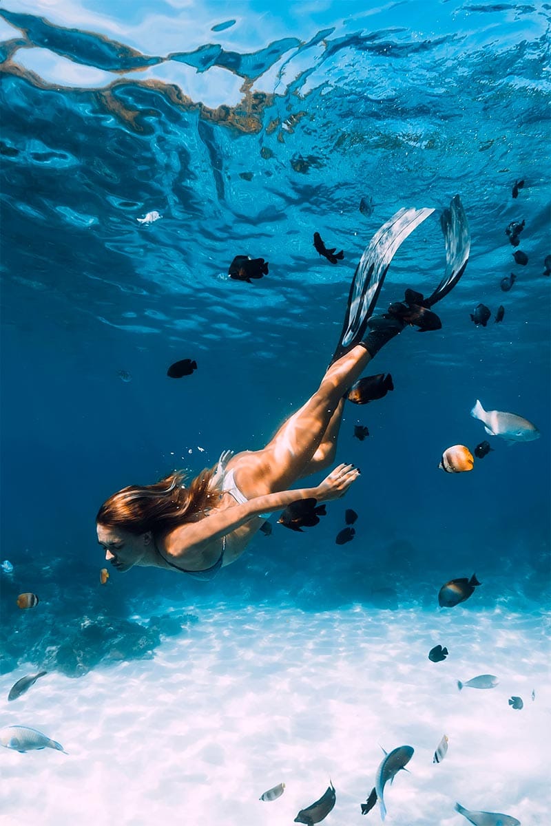 Personne faisant du snorkeling avec un gilet de sauvetage à Punta de Mita